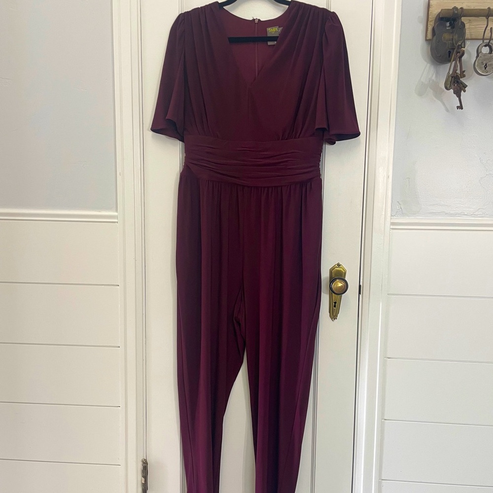 Jumpsuit by Taylor